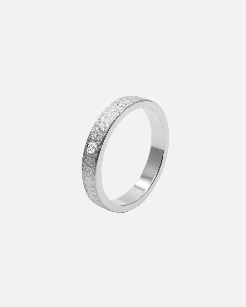 Liliflo - Ring und Ehering - Frau Zephyr gehämmert 4,5 mm aus recyceltem Weissgold 18 Karat und 3 Diamanten