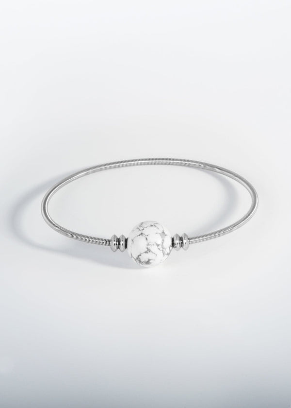 Liliflo, marque de bijoux interchangeable Suisse : Bracelet Twist en couleur naturel - Pierre semi-précieuse howlite