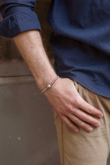 Fyve - Schweizer Schmuckmarke - austauschbares Armband für Männer - Armband Beads mit dem Zierverschluss Globus