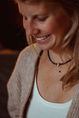 Liliflo_Austauschbare Halskette aus Schmuckstein Lapiz lazuli_Limbo-Kollektion